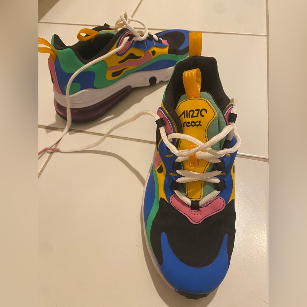 Colorful Nike sneakers / never worn - US 7.5